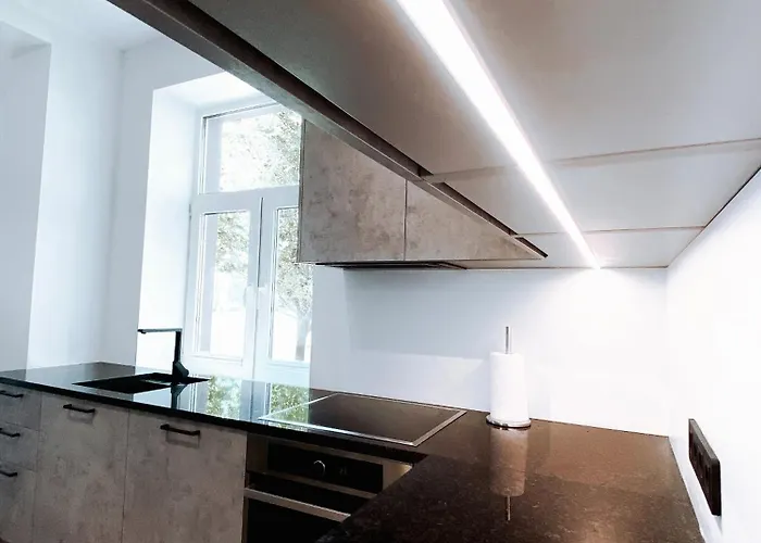 Апартаменты Luxurious 68m2 2br 3-room River View In The Heart Of